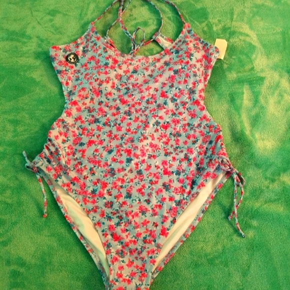 NWT Aeropostale Recycled Polyester One Piece Bathing Suit - Picture 1 of 5